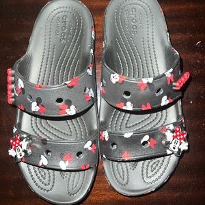Minnie Mouse Crocs sandals size 6